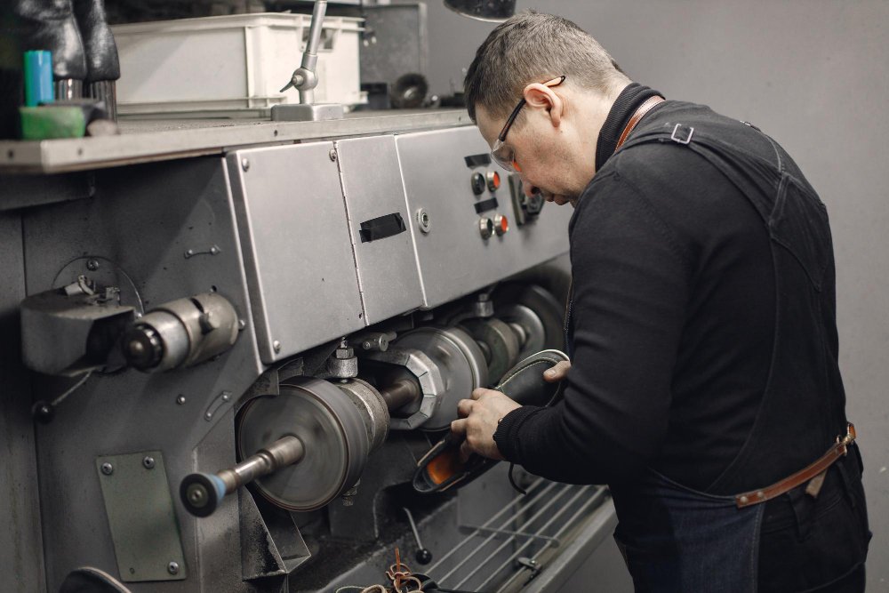 Precision Lathe Services for automotive and engineering needs.