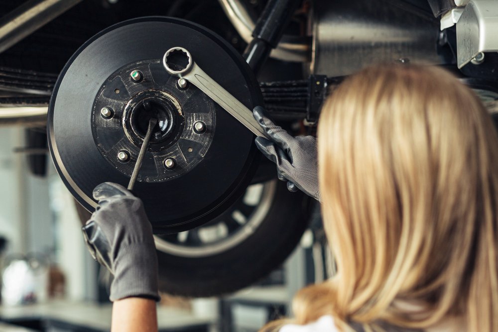 Expert brake repair and maintenance service in Riyadh