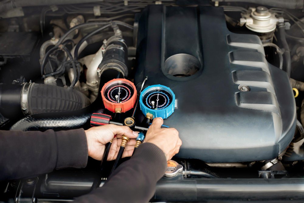Professional vehicle engine heat checking service in Riyadh
